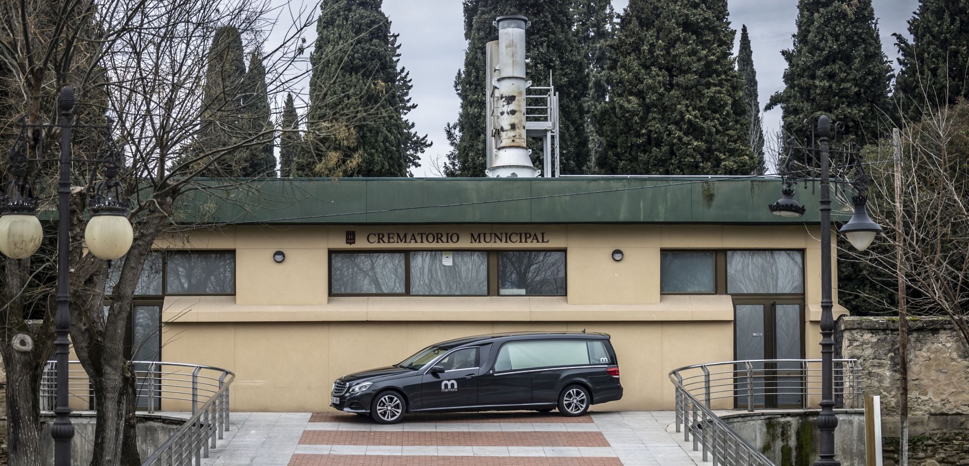 Crematorio municipal junto al cementerio de Logroño, a la espera de las obras de sustitución de uno de los dos hornos desde octubre.