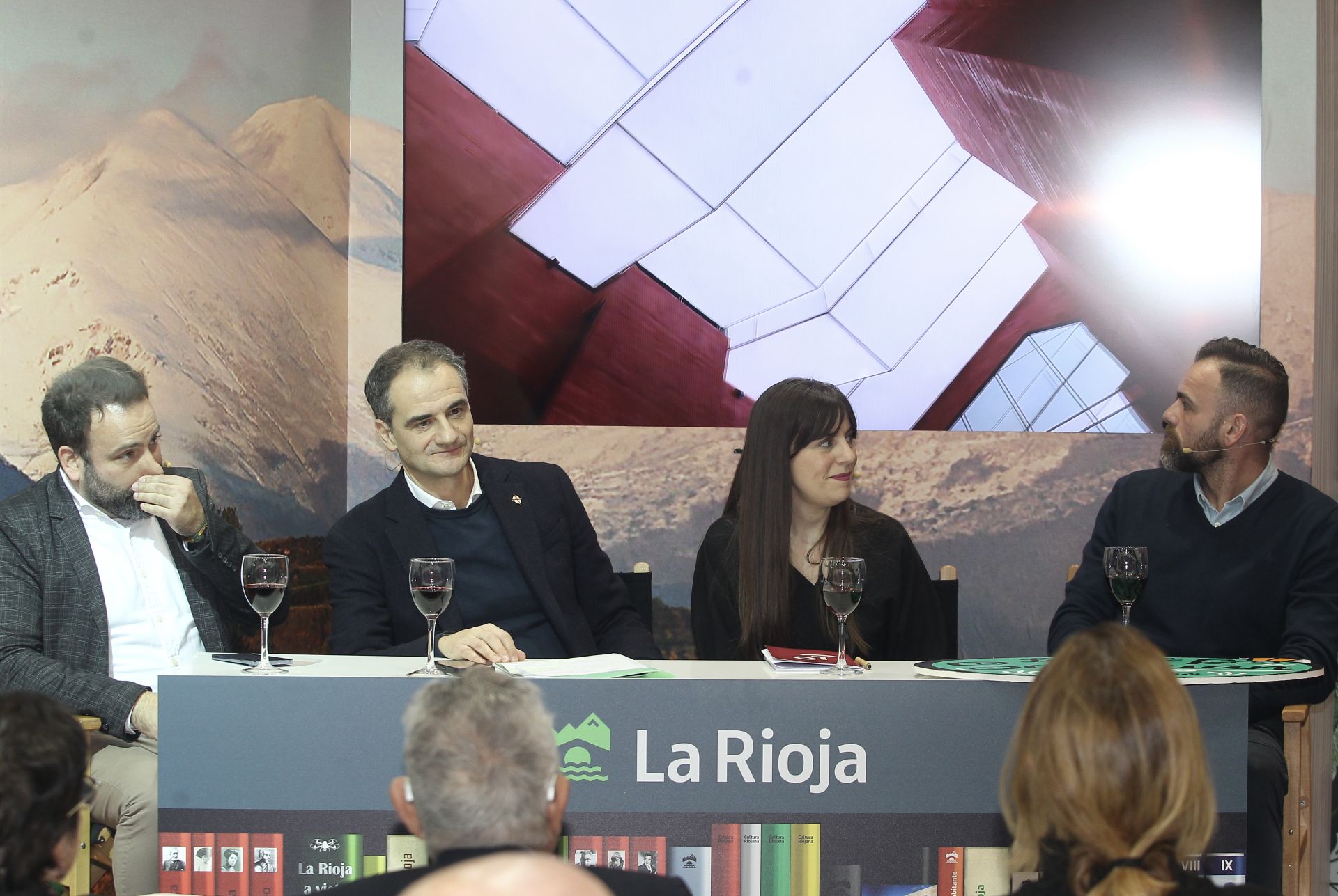 Logroño se promociona en Fitur