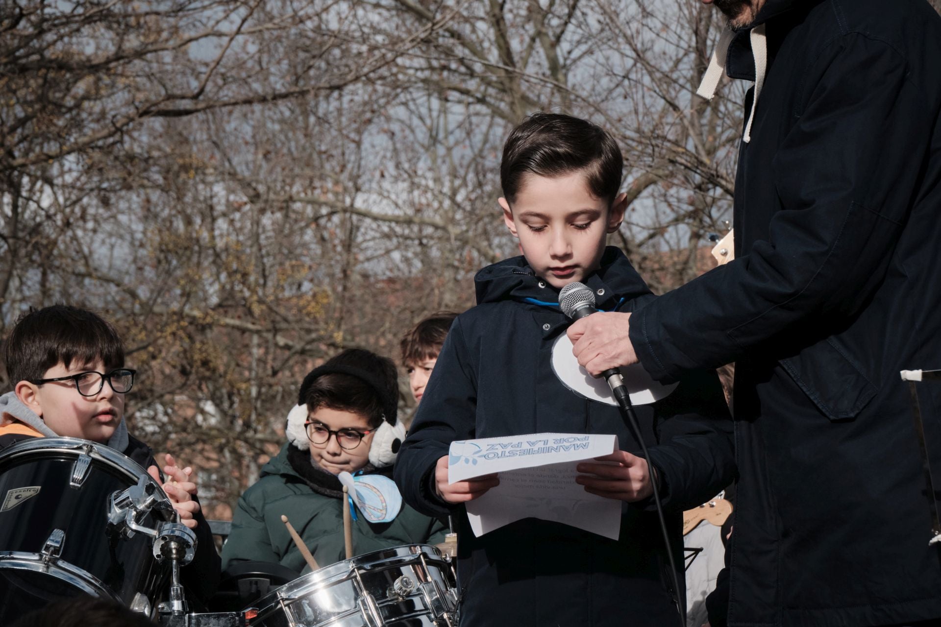 Cinco colegios logroñeses celebran el Día de La Paz en el Parque San Miguel