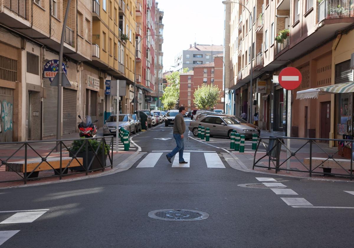 La calle Vélez de Guevara en la que sucedieron los hechos