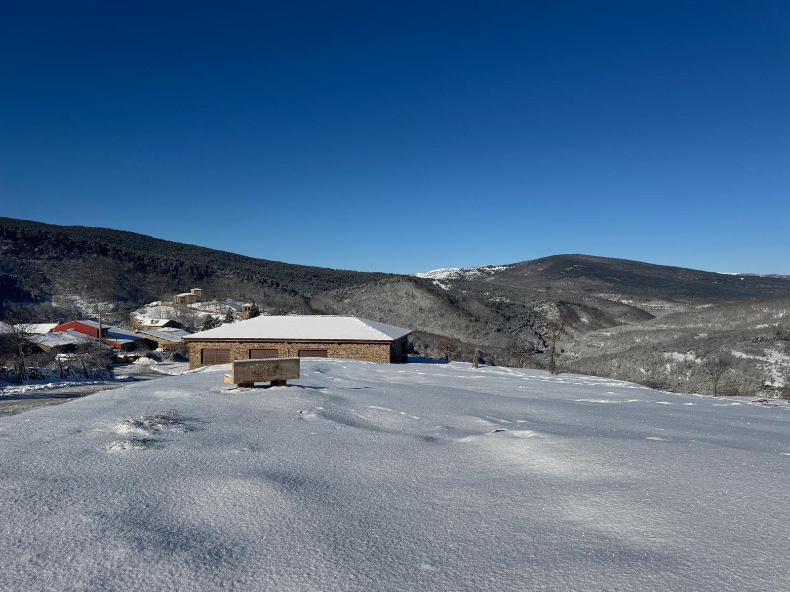 Lumbreras, nevado.