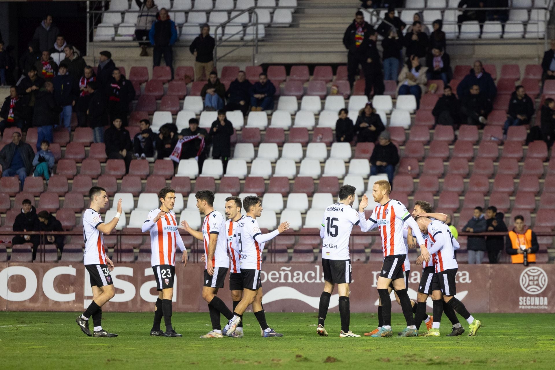 La goleada de la UD Logroñés, en imágenes