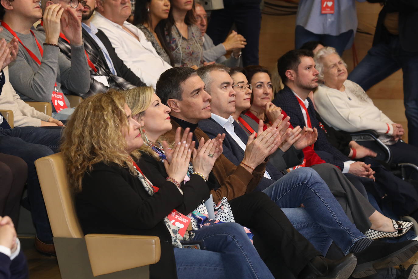 La intervención de Pedro Sánchez en el Congreso Regional del PSOE riojano, en imágenes