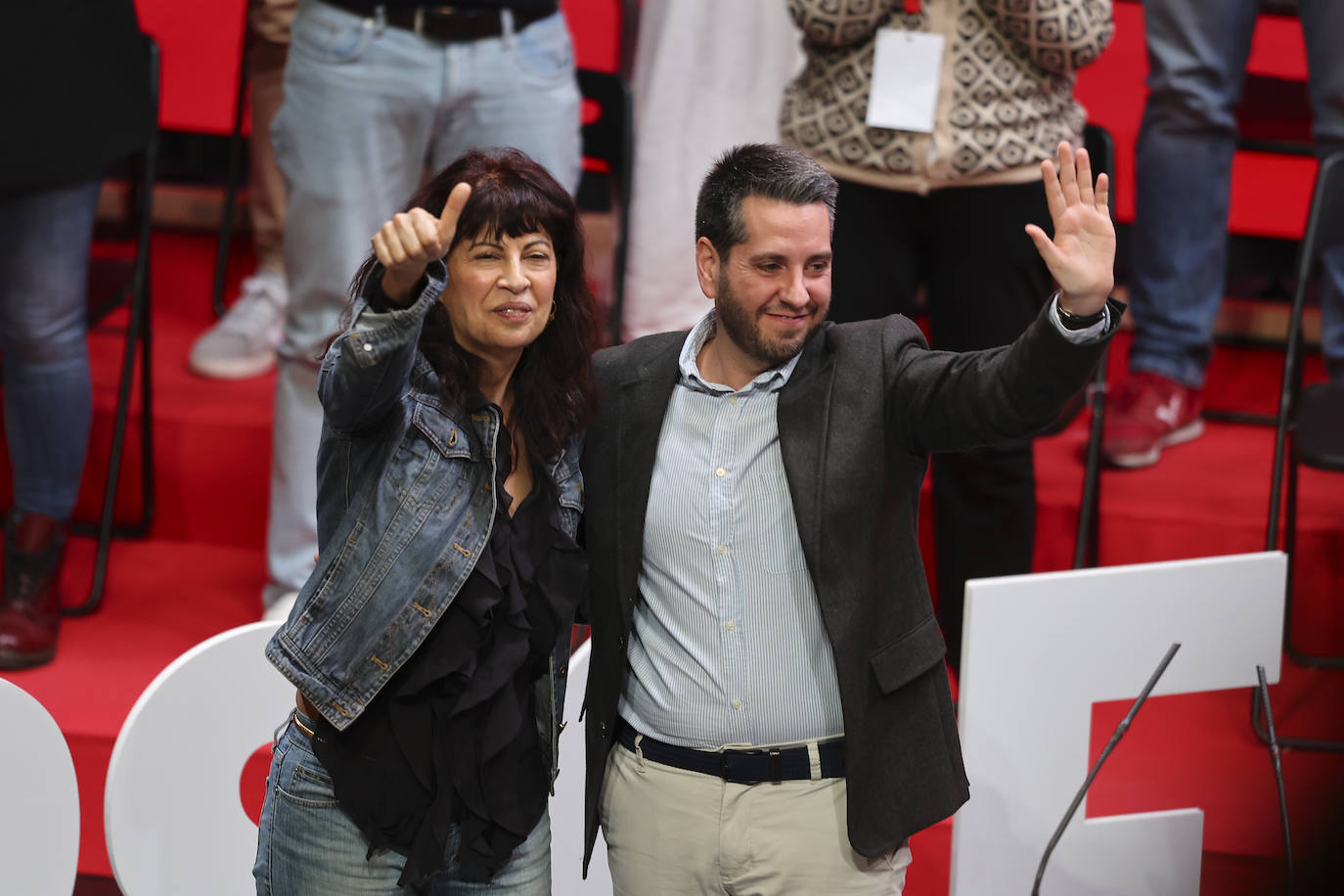 La proclamación de García al frente del PSOE riojano, en imágenes
