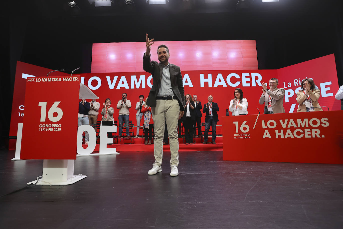 La proclamación de García al frente del PSOE riojano, en imágenes