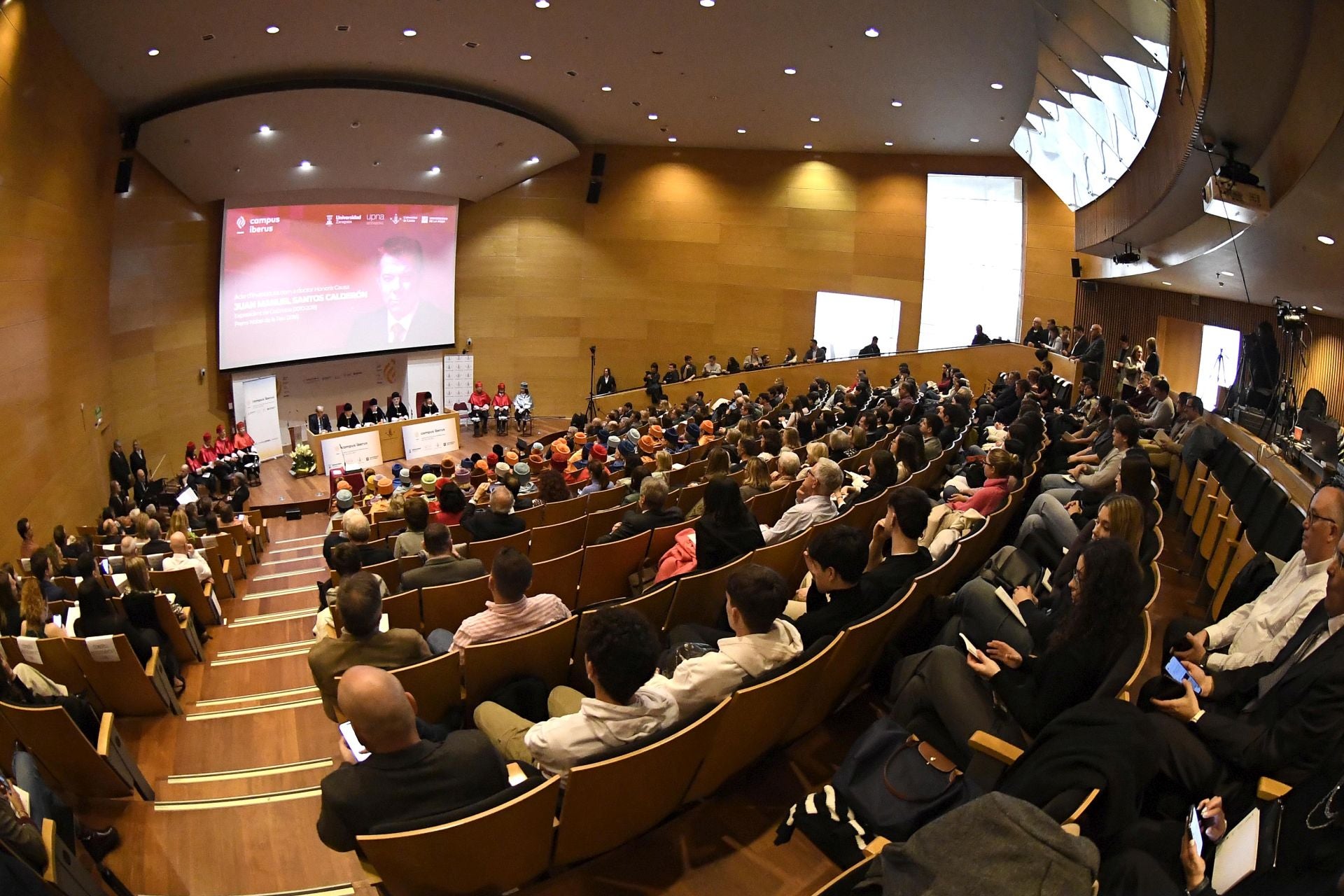 Juan Manuel Santos, investido primer doctor &#039;honoris causa&#039; conjunto de Campus Iberus