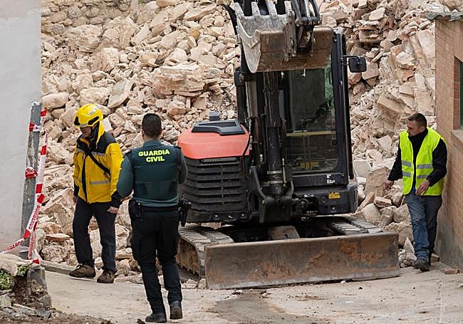 La Guardia Civil apacigua unos momentos de tensión.