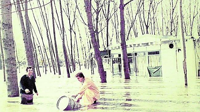 Imagen antes - La cerveza, a salvo de la riada