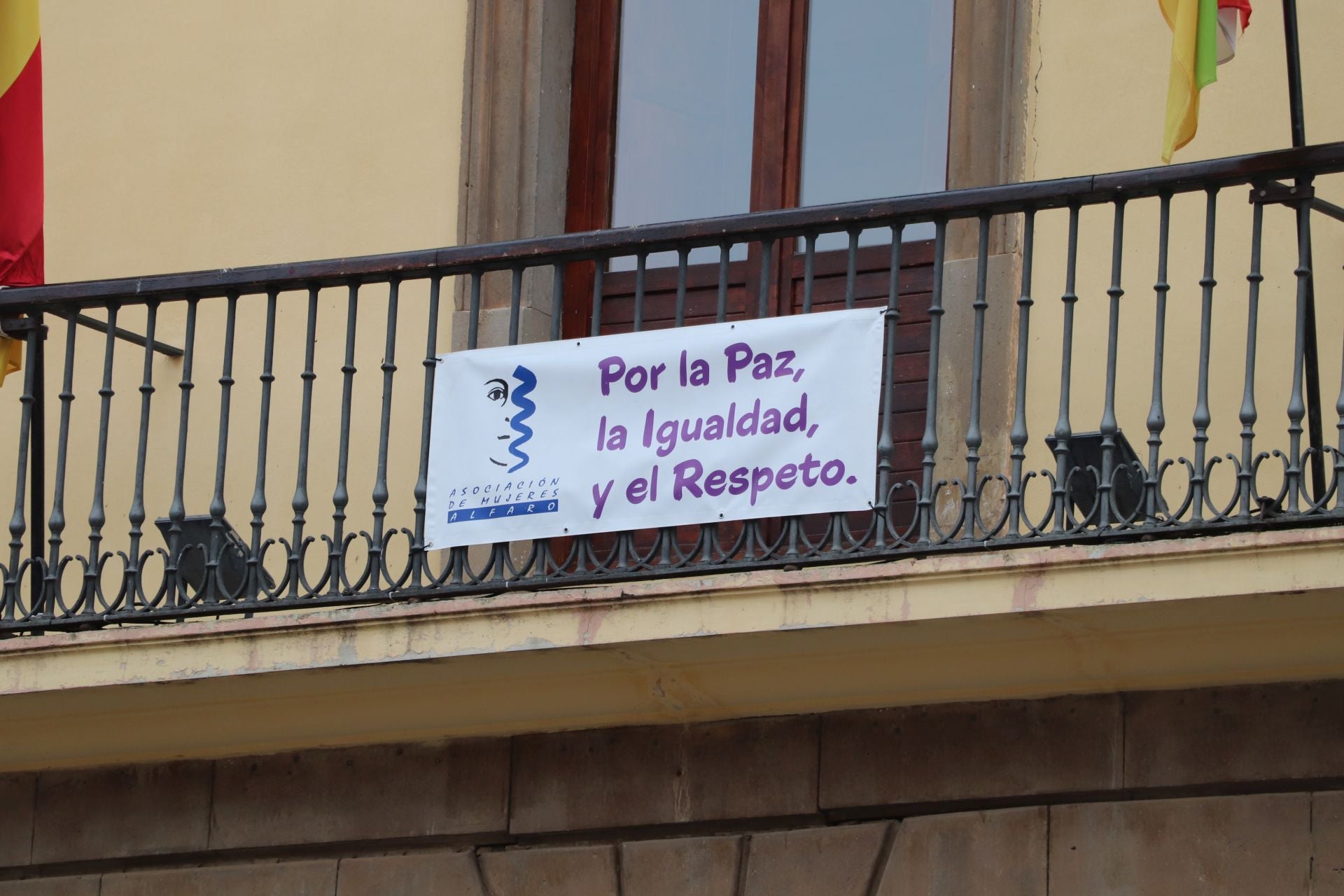 Marcha por la semana de la Mujer, en imágenes