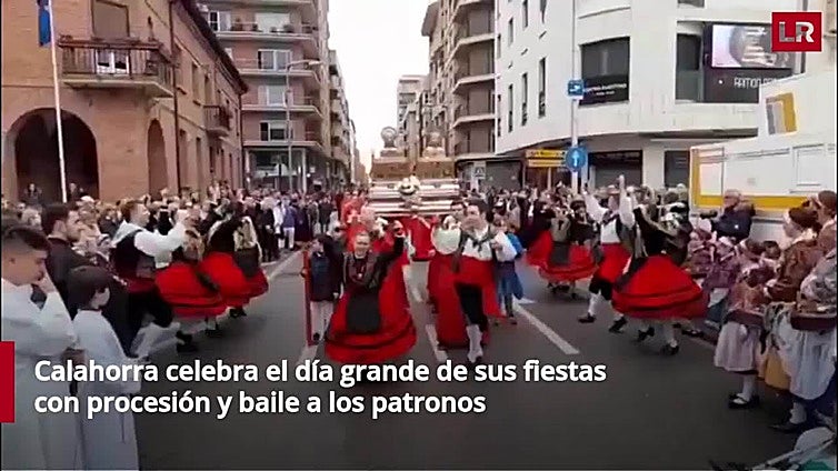 Fiestas en Calahorra con procesión y baile a los patronos