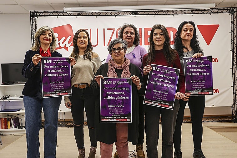 Representantes de las organizaciones que integran la Plataforma 8 de Marzo.