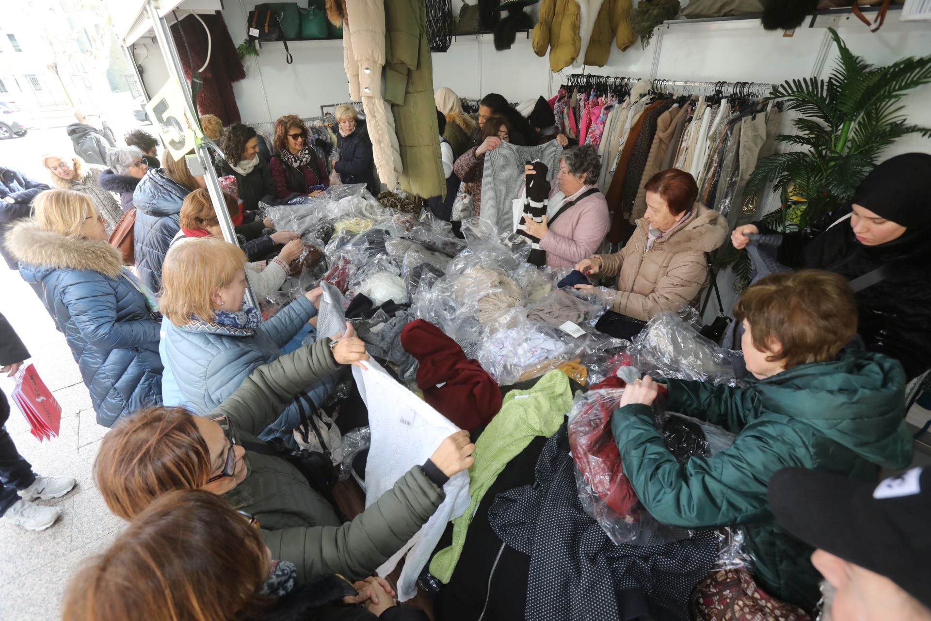 Las compras empiezan en Logrostock 2025