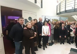 Foto de familia con las homenajeadas.