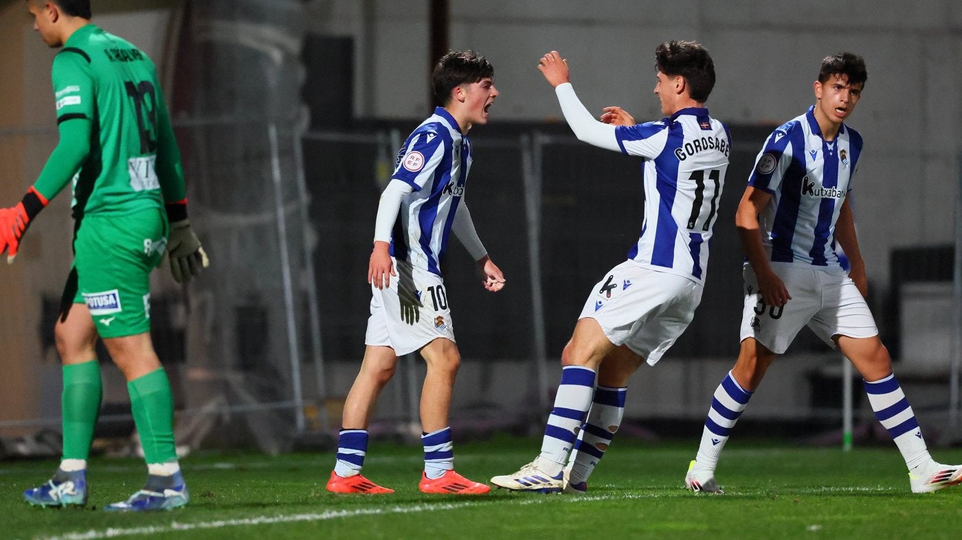 Eicebarrena celebra su gol,