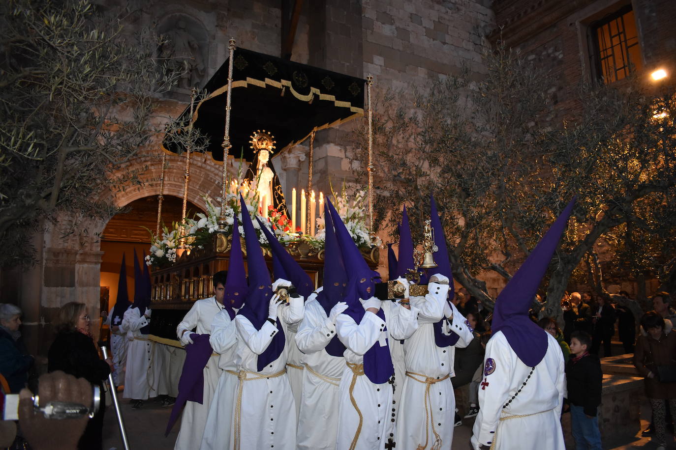 La procesión del IV centenario del Santísimo Sacramento en Autol, en imágenes