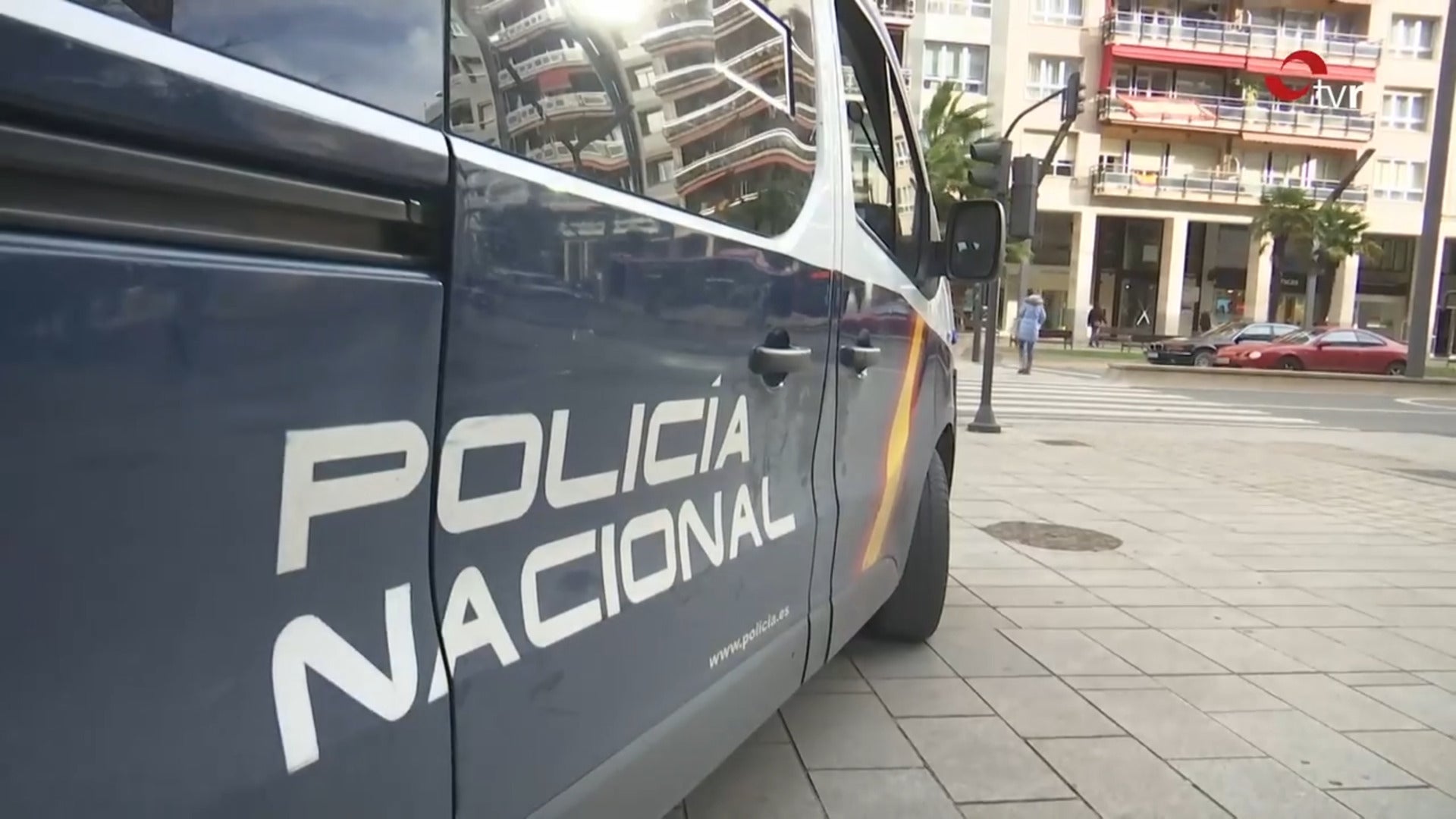 Dos agentes de la Policía Nacional salvan la vida de un ciudadano logroñés