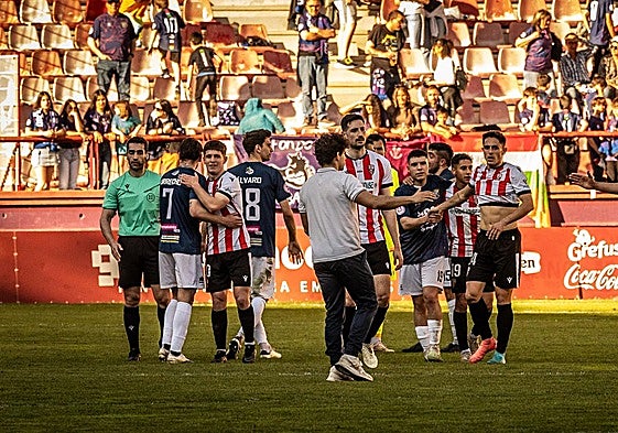 Final del partido entre el Anguiano y la UDL en Las Gaunas.