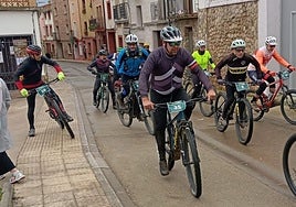 Salida de la VII Marcha Cicloturista de El Redal.