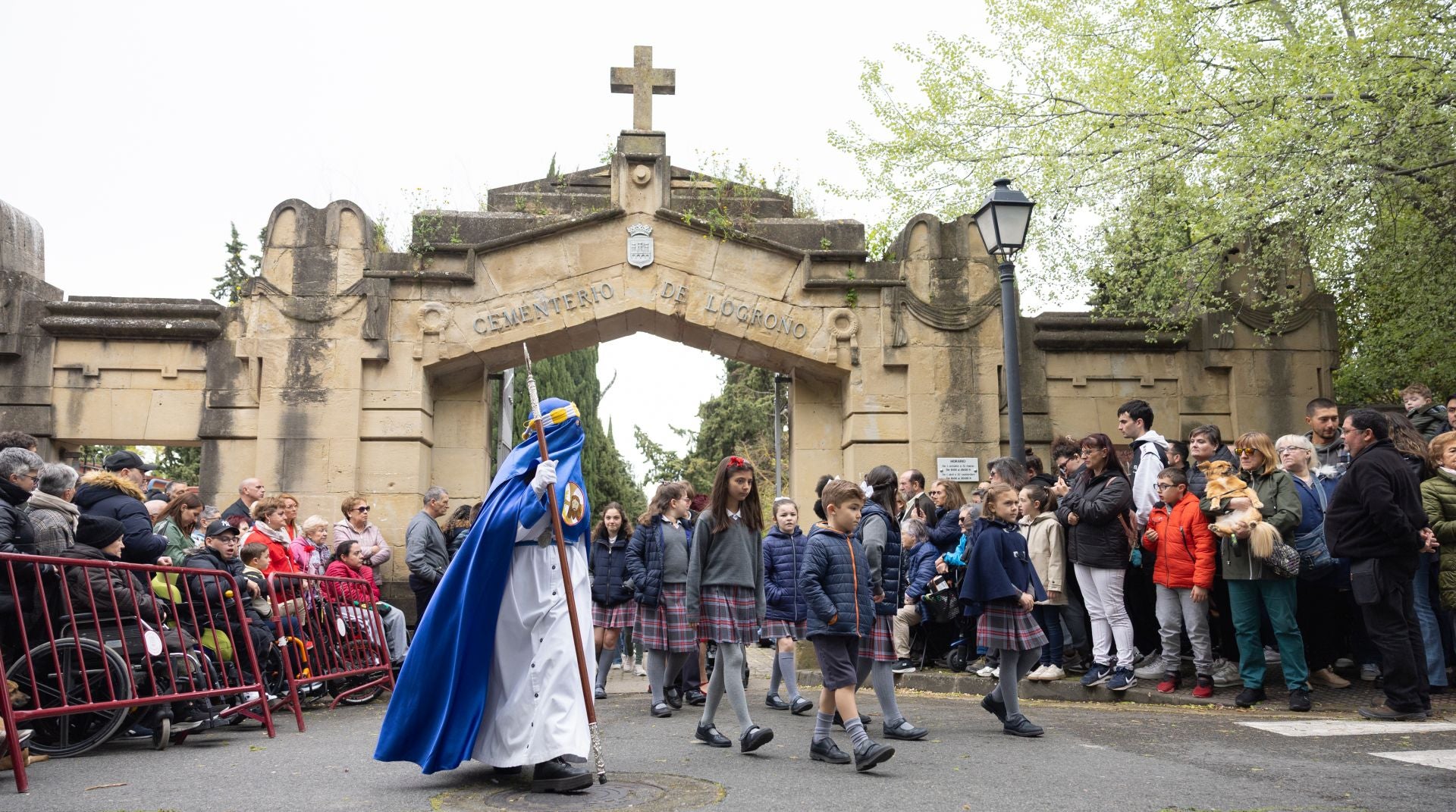 Las imágenes de la procesión de Cristo Resucitado, en Logroño