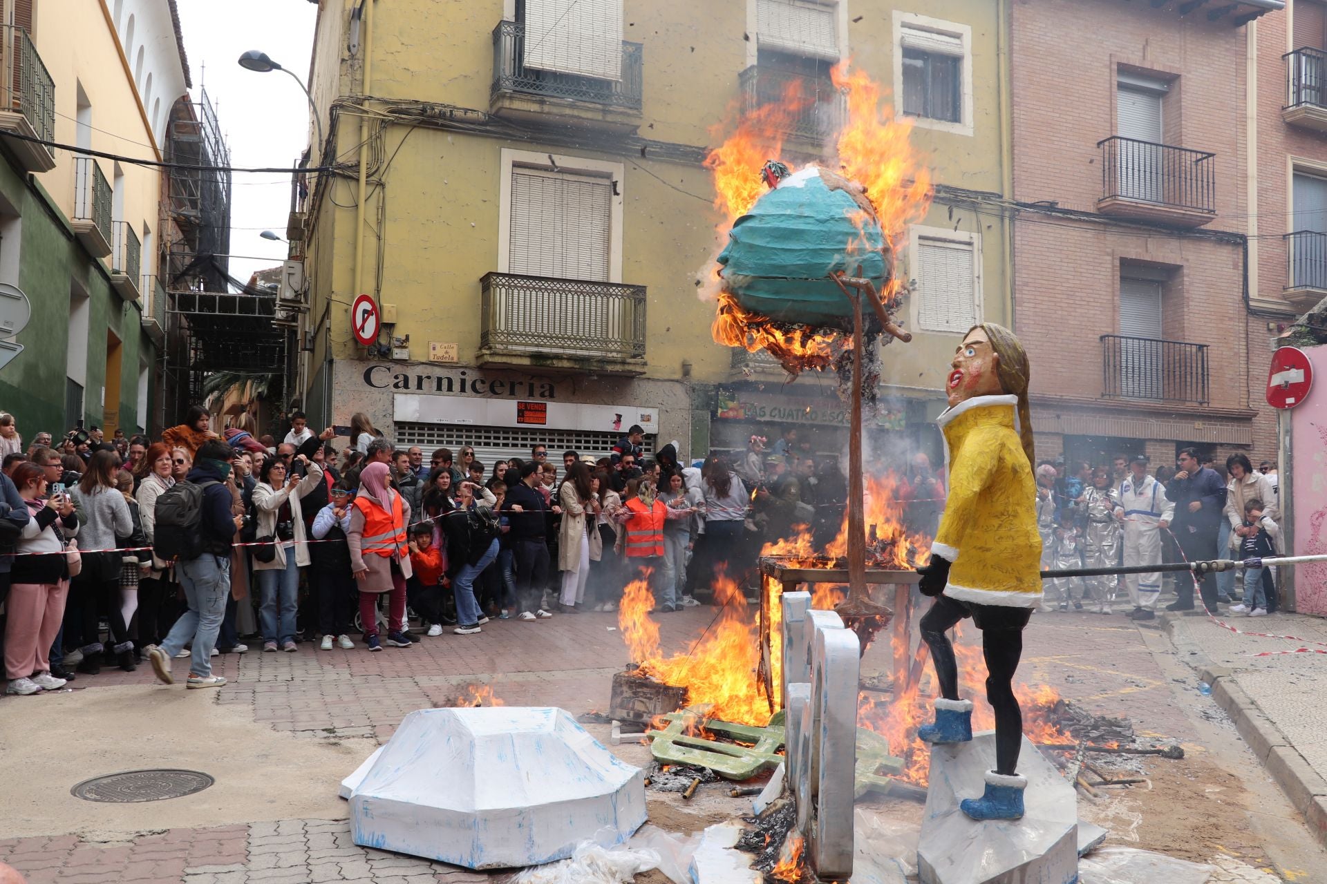 Las imágenes de la Quema de los Judas en Alfaro