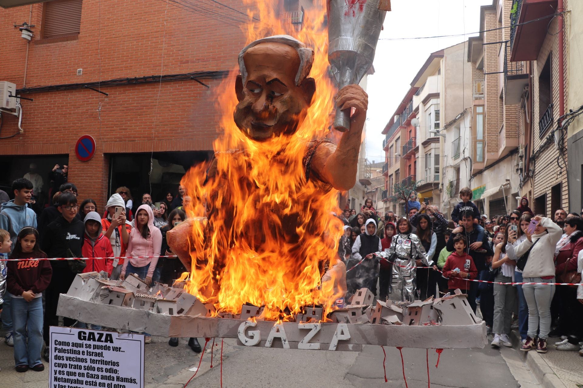 Las imágenes de la Quema de los Judas en Alfaro