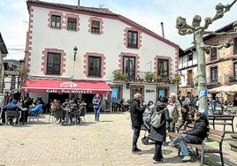 El vermú del sábado en la Plaza de la Verdura.