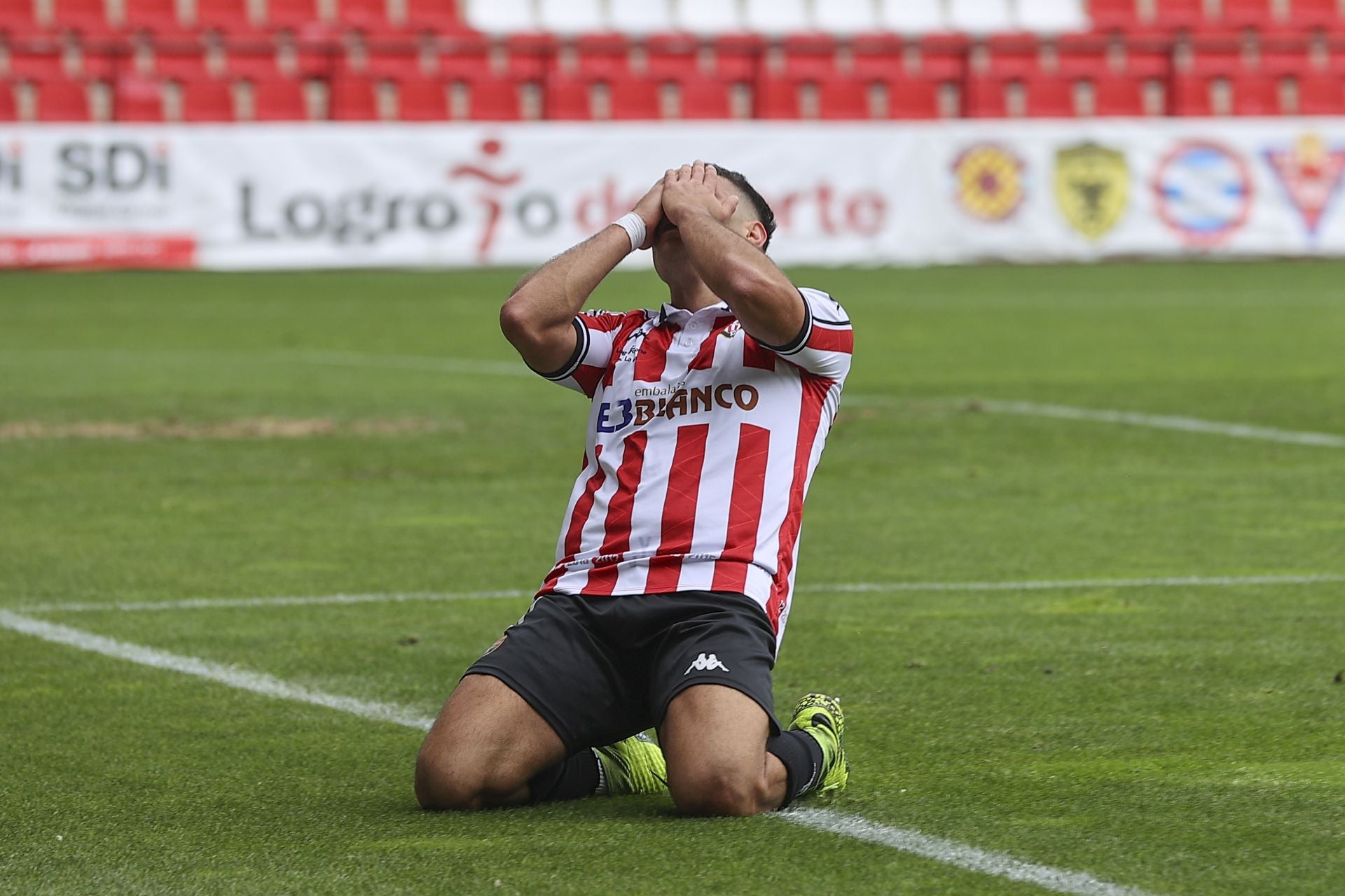 Alegría en la SDL por la victoria ante el Eibar