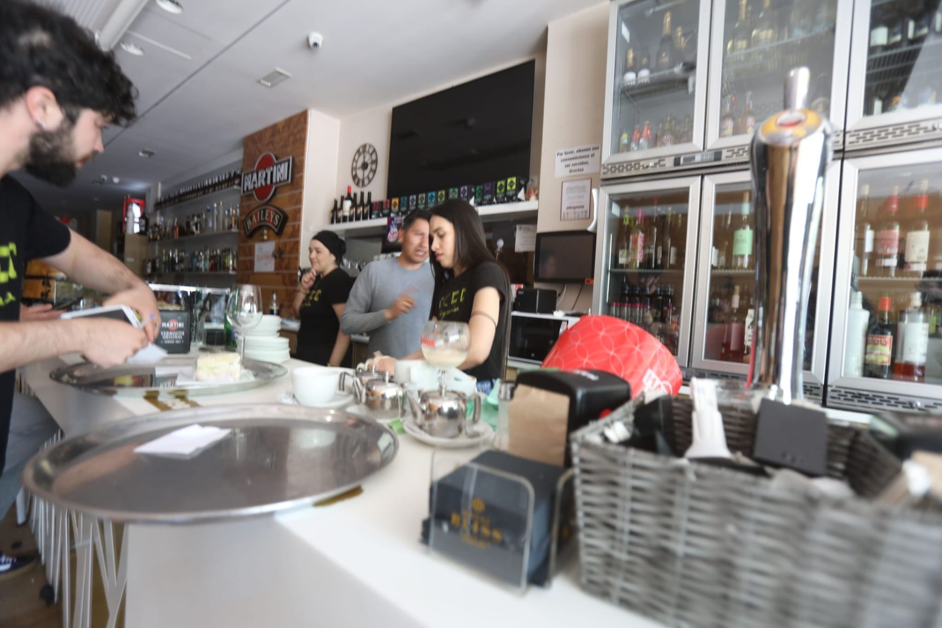 Bares, comercios, bancos y oficinas de Logroño, cerrados por el apagón