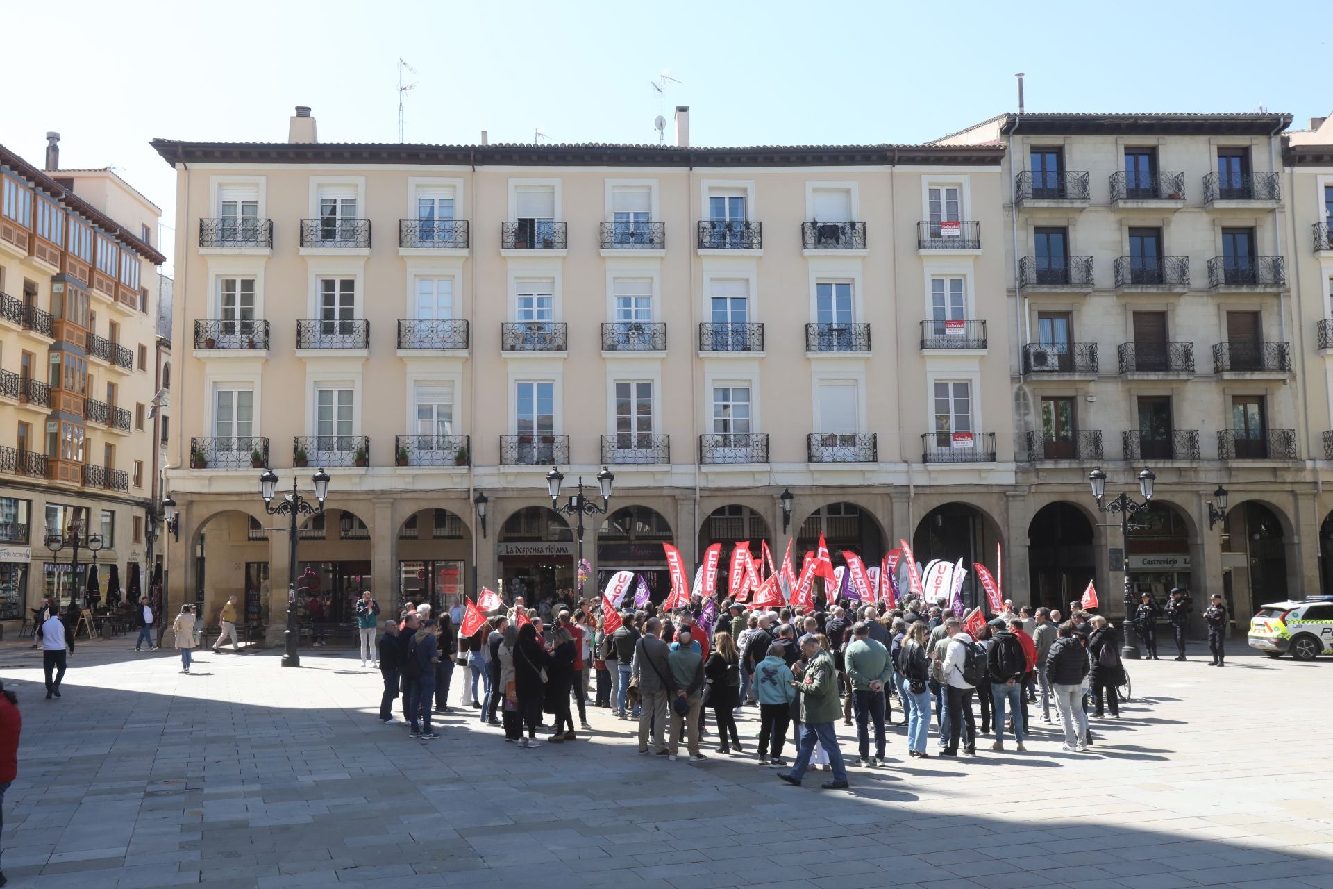 Manifestación de UGT y CCOO con motivo de los accidentes laborales, en Logroño.