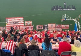 Las peñas del Athletic disfrutan de una comida en Haro
