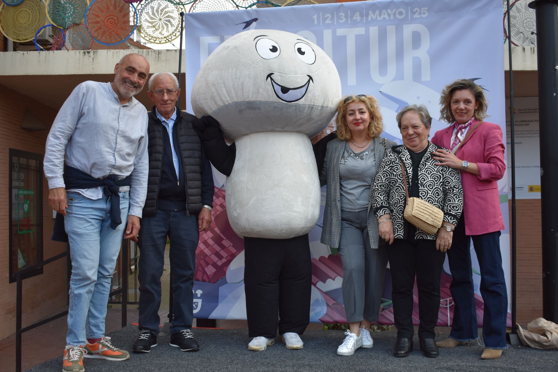 Los hermanos Echapresto, embajadores del champiñón en Pradejón