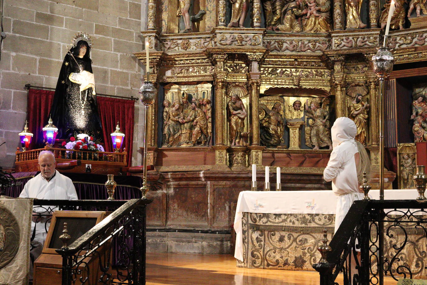 Las imágenes de la celebración de la Exaltación de la Santa Cruz