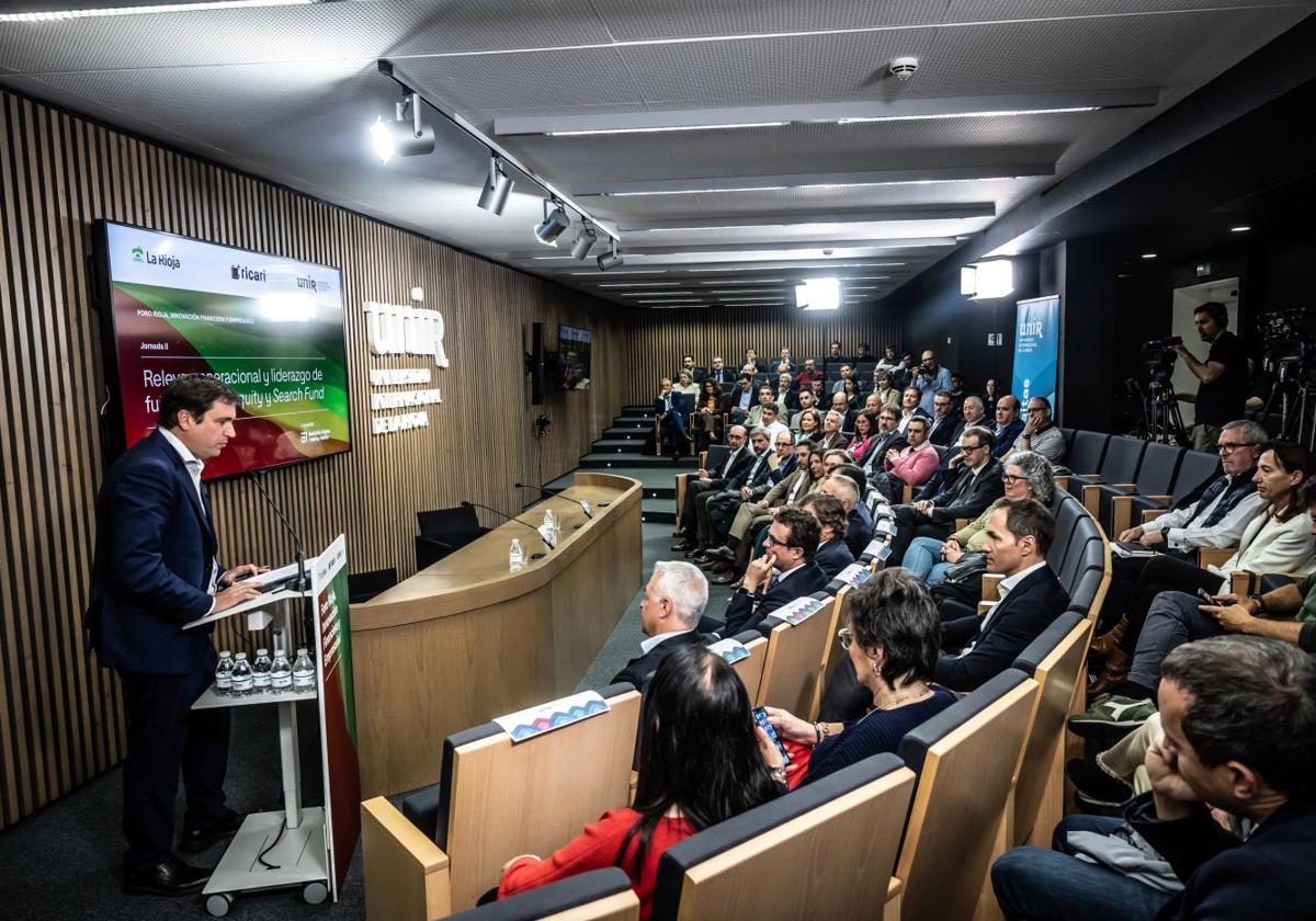 UNIR afrontó el desafío del relevo generacional en la empresa riojana