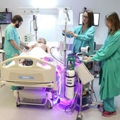 Preparativos del dispositivo, las máquinas y el paciente artificial utilizados en el curso de ECMO que se desarrolla en el Centro de Simulación del Cibir.