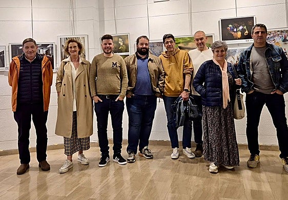 Ganadores del concurso, en la exposición.