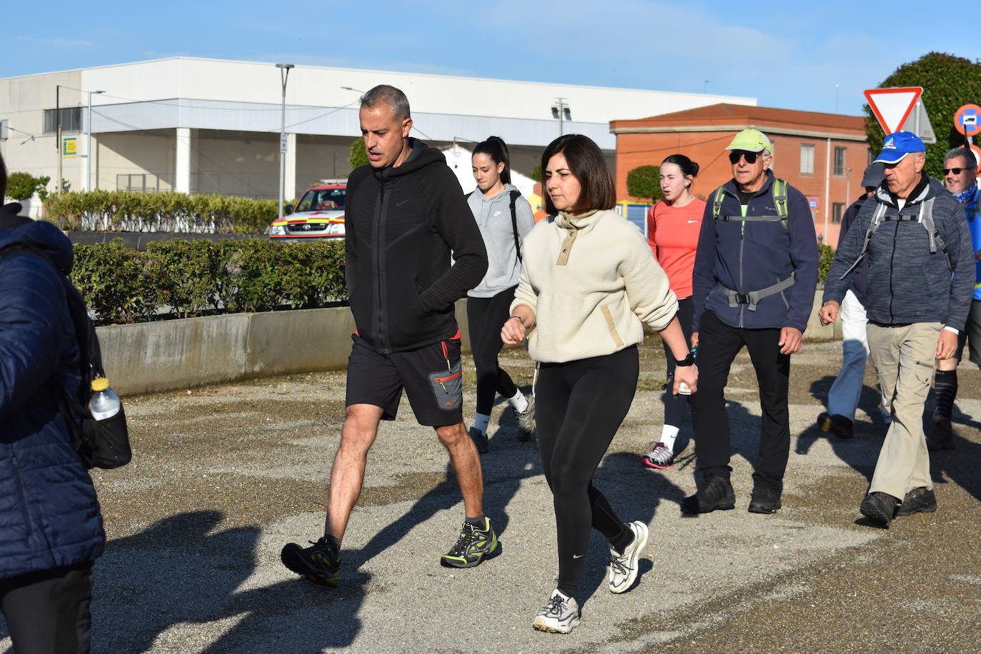 Las imágenes de la marcha senderista en Pradejón