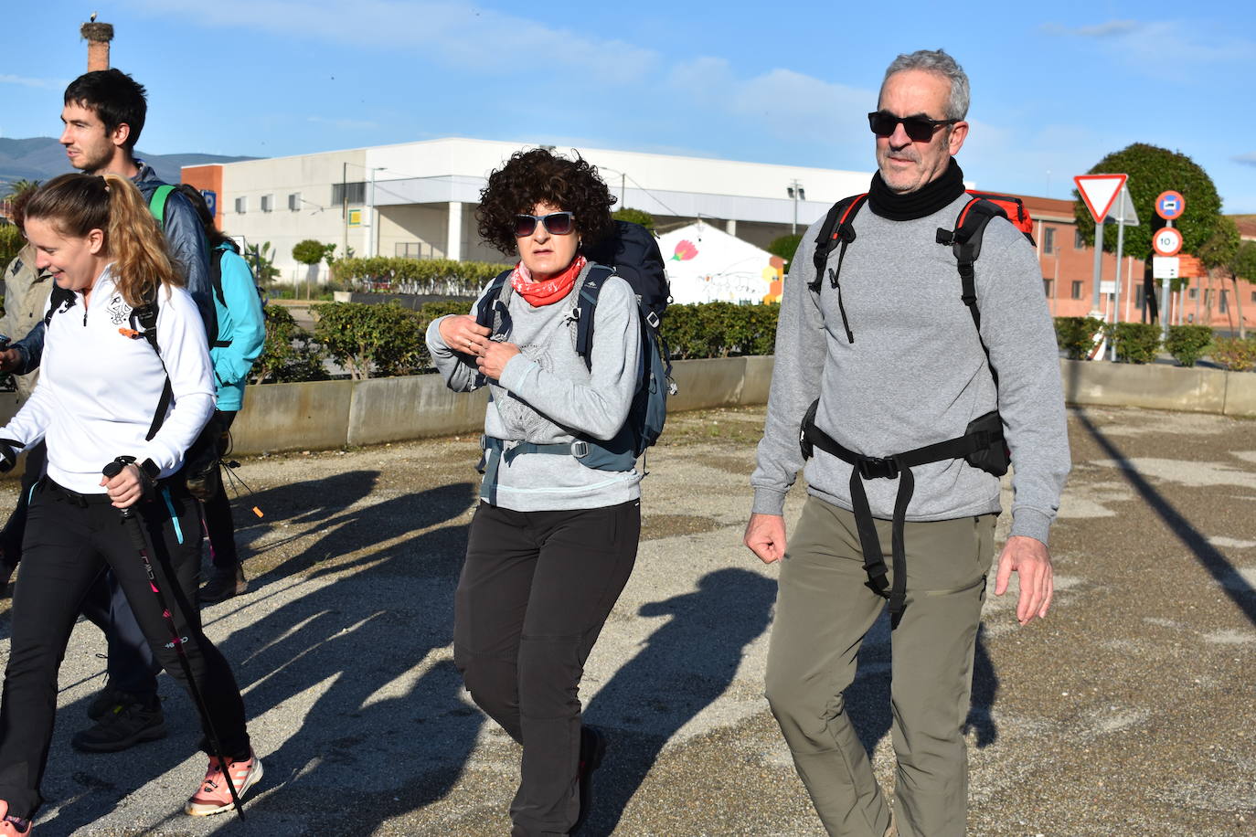Las imágenes de la marcha senderista en Pradejón