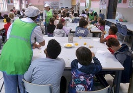 Comedor escolar del CEIP Las Gaunas de Logroño durante un servicio de este presente curso 2024-25..