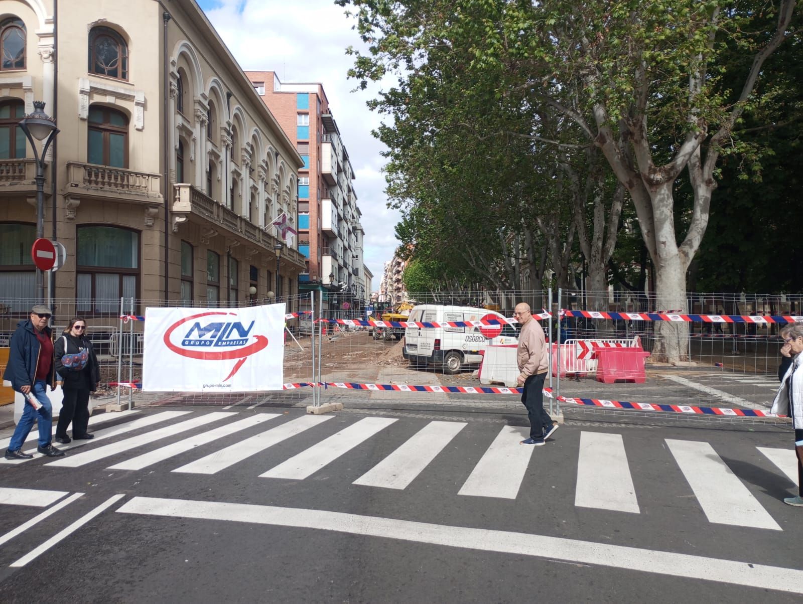 Corte visto desde Duquesa de la Victoria.