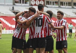 Los jugadores de la SD Logroñés celebran un gol en un duelo de esta temporada.