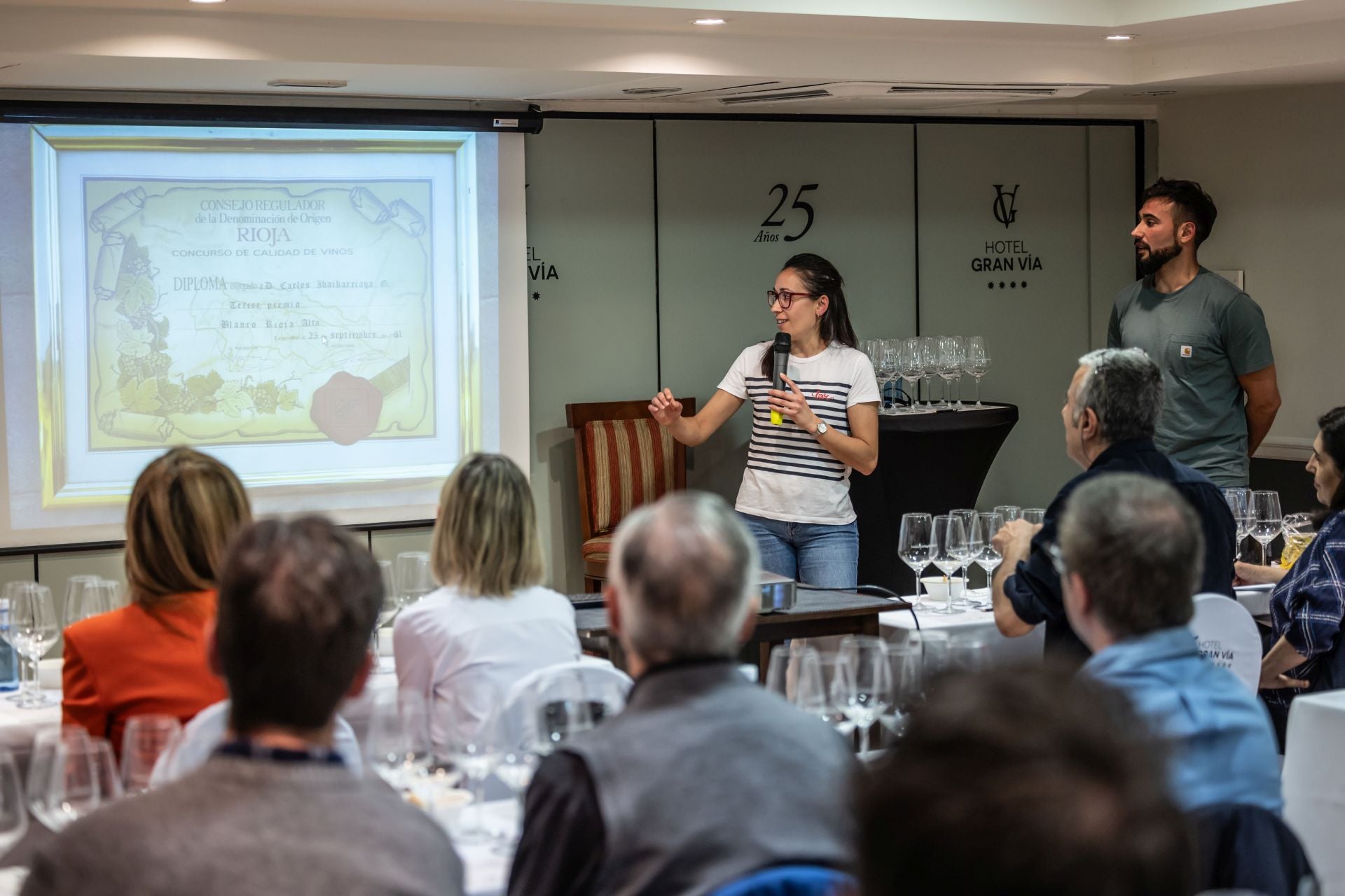 Club de Catas de lomejordelvinoderioja con Betolaza