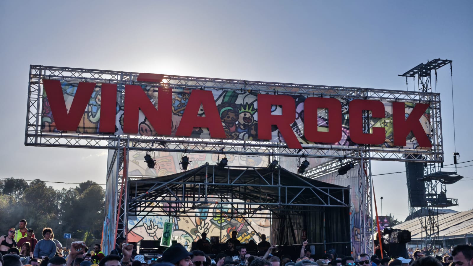 Decenas de bandas rechazan volver a tocar en el Viña Rock tras su compra por un fondo con intereses inmobiliarios en Palestina