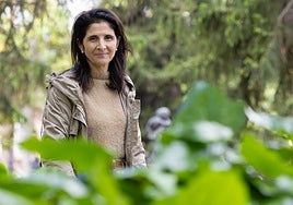 Magdalena Pérez Trenado, el viernes junto a los jardines del Instituto Sagasta, en la capital riojana.