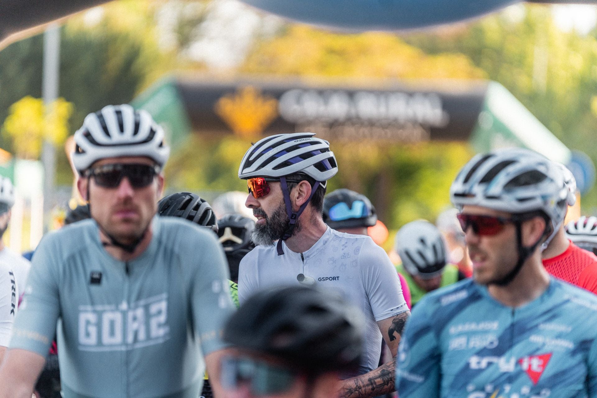 La salida y los podios de la segunda etapa de La Rioja Bike Race 2025