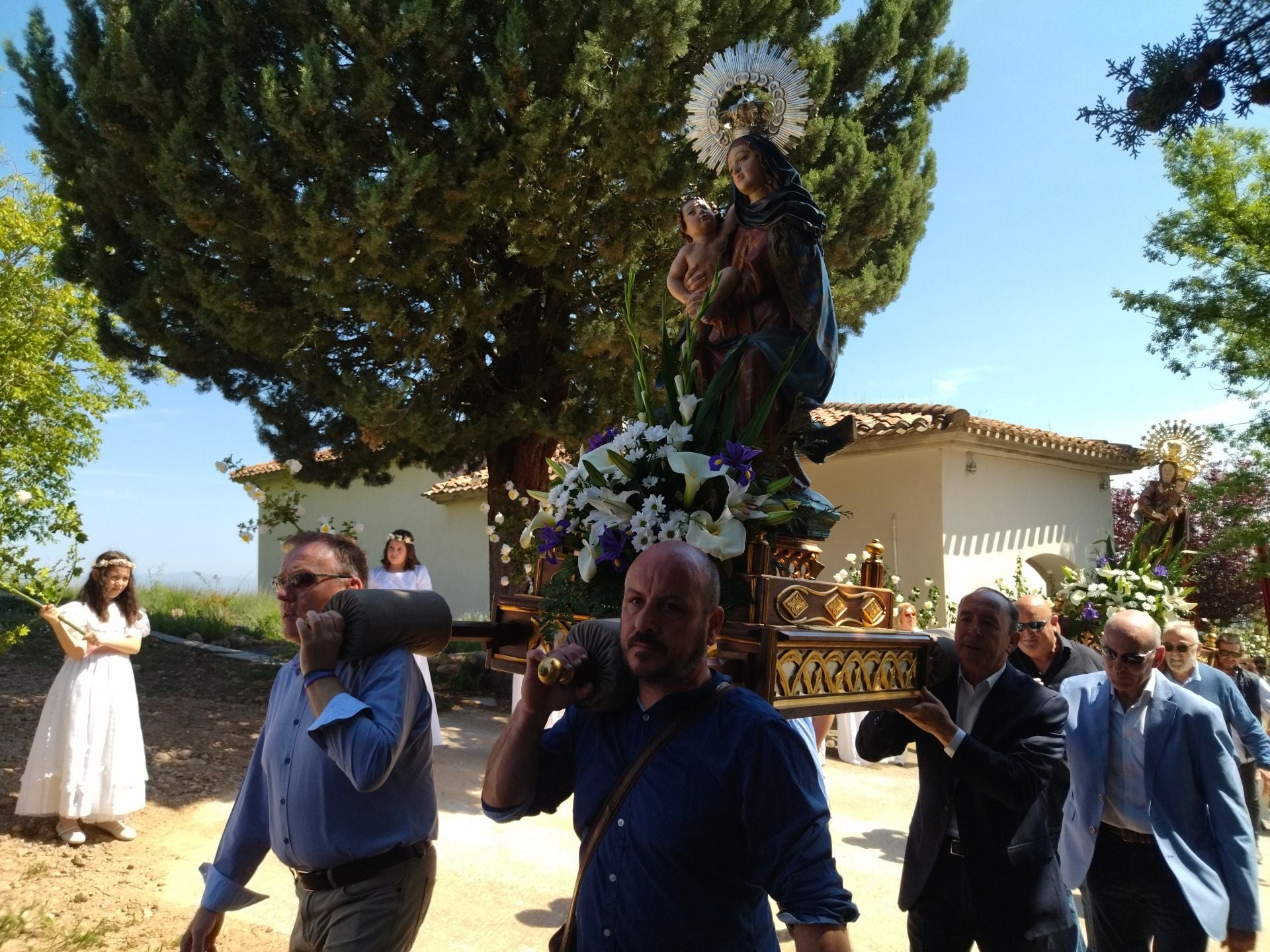 Las imágenes de la procesión de las Doncellas de Sorzano