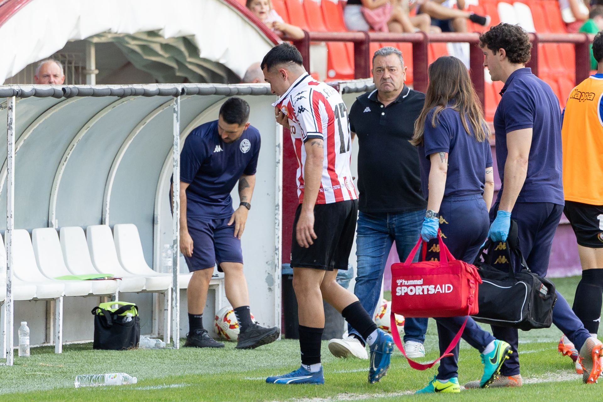 El partido SD Logroñés-Estepona en Las Gaunas