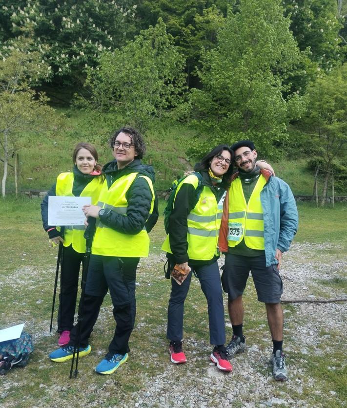 Imagen secundaria 2 - Tres momentos de la llegada a Valvanera.