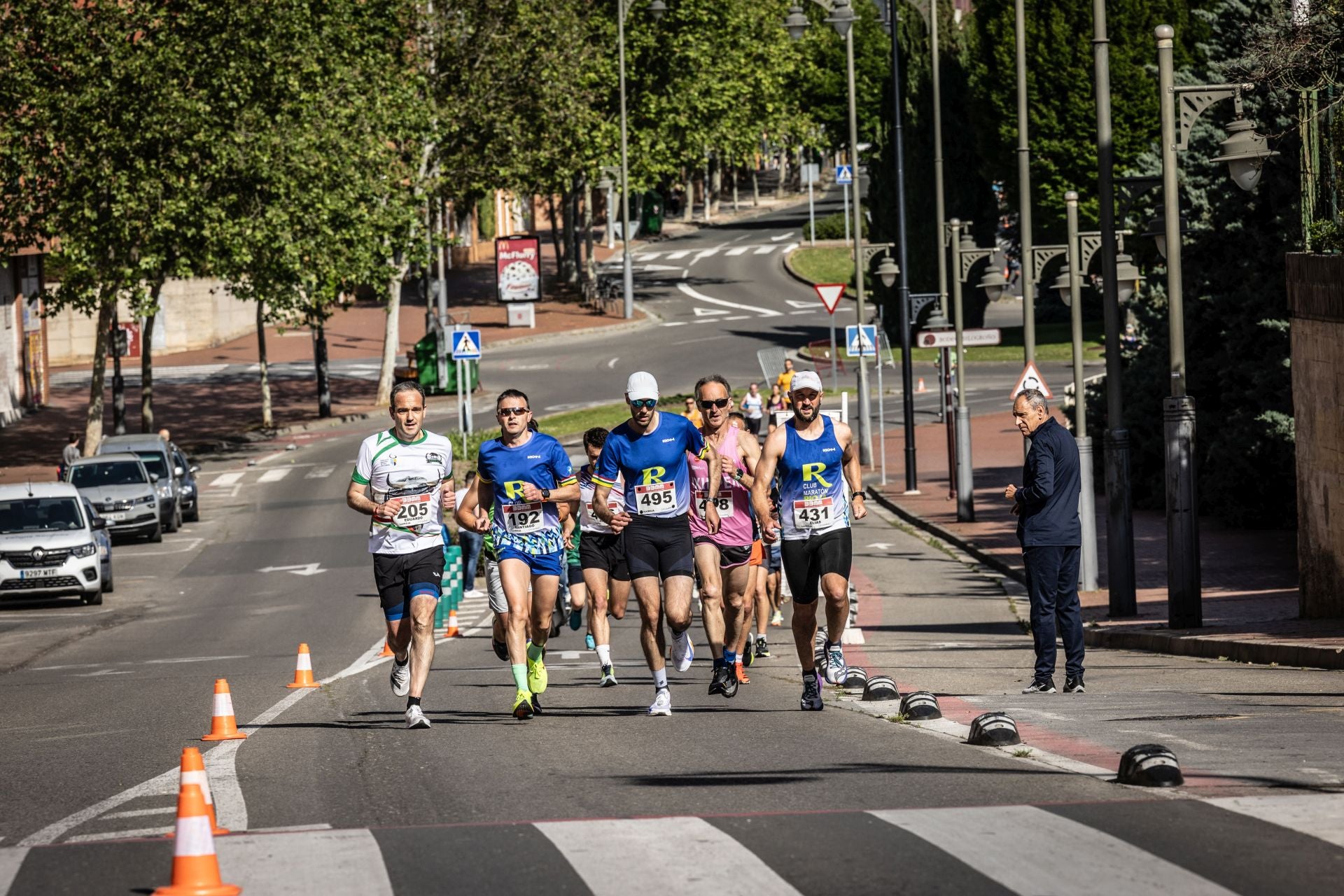 Las imágenes de la salida y la carrera de la Media Maratón de La Rioja