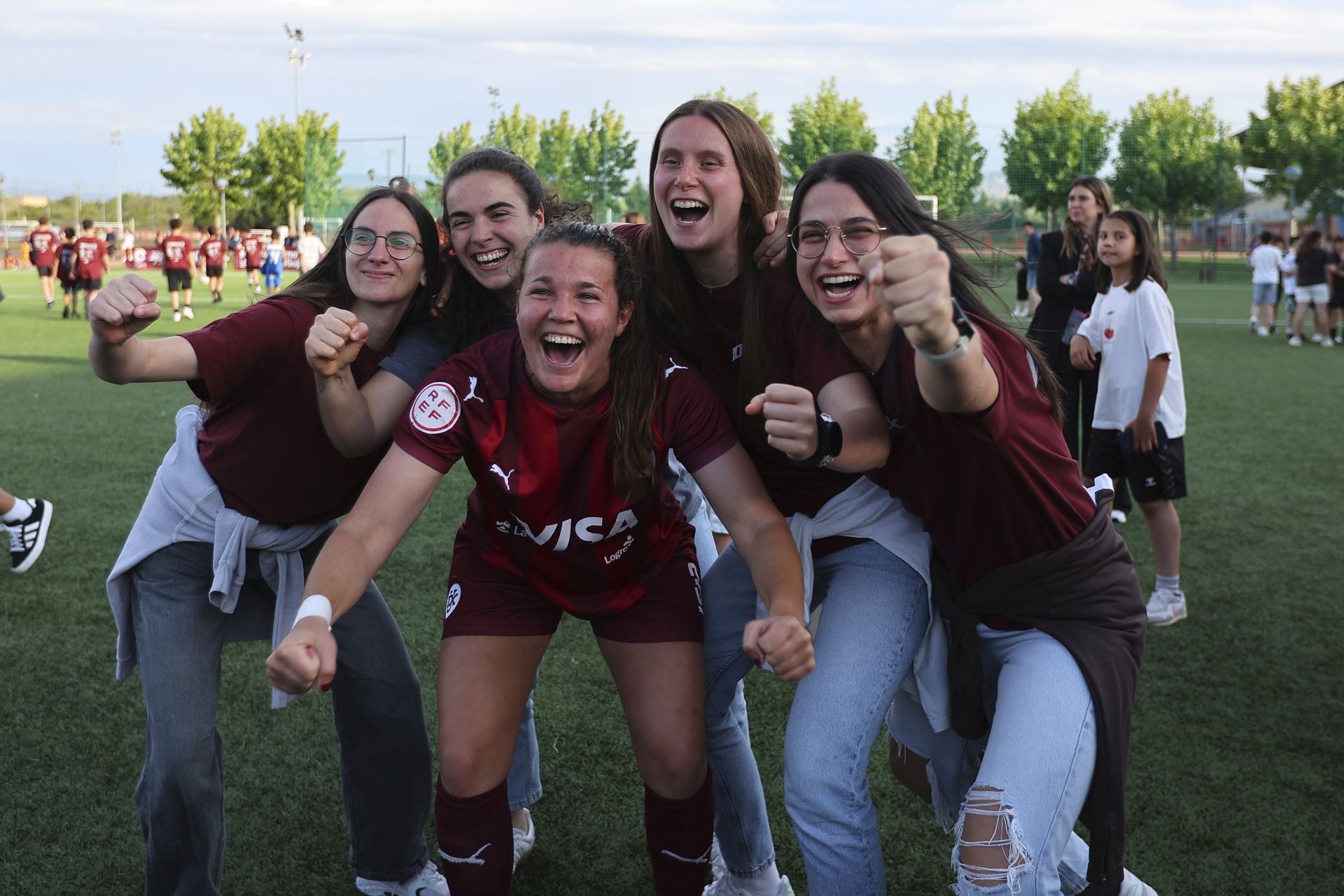 Explosión de alegría por el ascenso del DUX