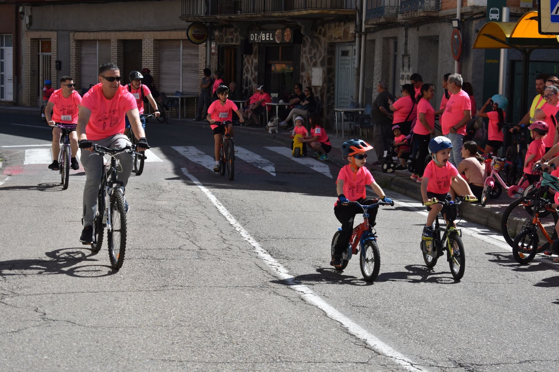 El Día de la Bicicleta de Cervea, en imágenes